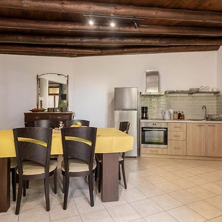 Antheia Houses فاموس المظهر الخارجي الصورة